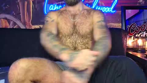 Snapshot of lancehardwood222 chatting on October 2025 12:19:01 AM LANCE online show from October 2025 12:19:01 AM