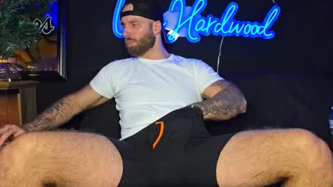 LANCE online show from December 2025 01:32:02 AM