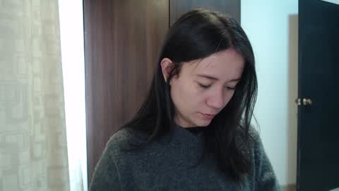 Lanna online show from December 2024 01:13:01 PM