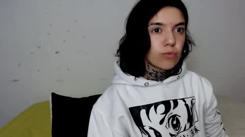 LANNIE   online show from January 2025 01:54:01 AM