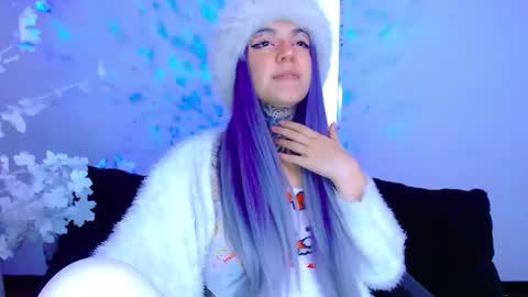 LANNIE   online show from October 2025 07:56:02 PM