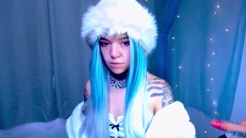 LANNIE   online show from February 2026 02:04:02 PM