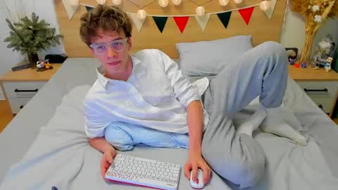 Fandi online show from January 2025 07:51:02 AM