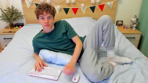 Fandi online show from February 2025 05:18:02 AM