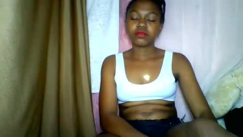 lara_belle online show from May 2026 02:57:02 PM