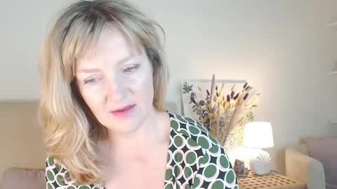 lara_fisher online show from January 2026 07:11:01 PM