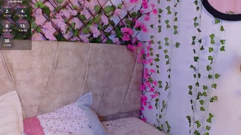 Snapshot of lara_gil_ chatting on January 2026 08:34:01 PM Lara Gill online show from January 2026 08:34:01 PM