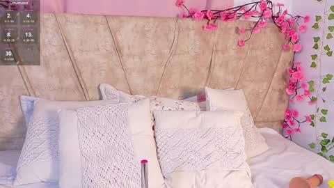 Snapshot of lara_gil_ chatting on January 2026 09:09:02 PM Lara Gill online show from January 2026 09:09:02 PM