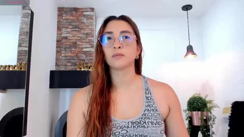      700  200   online show from February 2025 12:03:02 PM