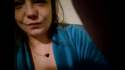 Snapshot of laraa333 chatting on January 2025 10:39:01 PM Little online show from January 2025 10:39:01 PM