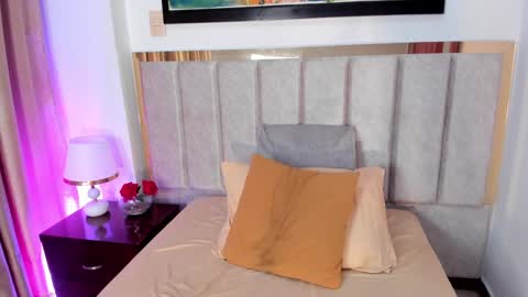  Lara Gold  online show from December 2024 03:51:01 AM