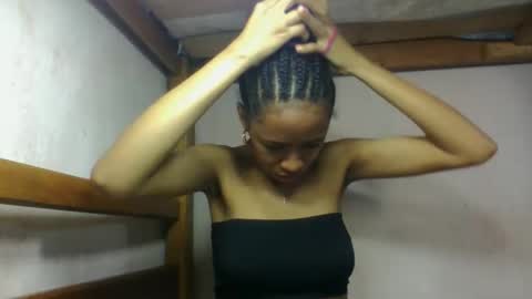 Snapshot of larah98 chatting on February 2026 05:40:02 AM larah98 online show from February 2026 05:40:02 AM