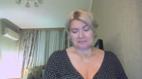 laramrs online show from October 2025 04:18:01 PM