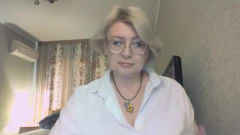 laramrs online show from December 2025 11:04:02 AM