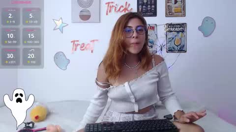 laramucci online show from October 2025 04:16:01 PM