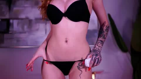 Lara online show from February 2026 04:33:02 AM