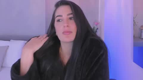 Laura online show from June 2026 02:53:01 AM