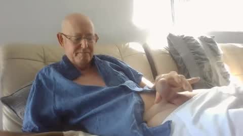 largerthan-   say hi on entry online show from March 2026 11:15:01 PM