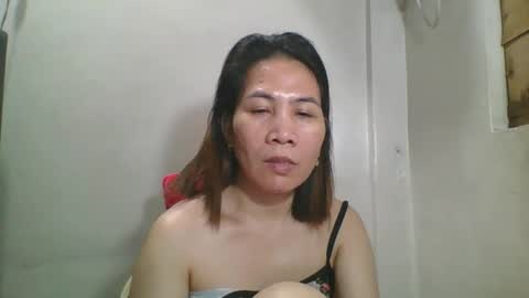 Larice online show from December 2025 05:01:02 AM