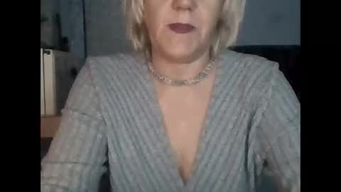 larisaq4ugo24 online show from January 2026 12:55:01 PM