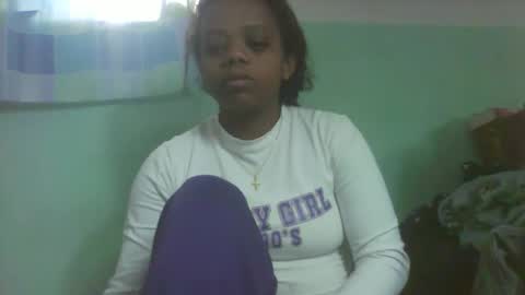 Snapshot of larissa645771 chatting on November 2025 10:25:01 AM larissa645771 online show from November 2025 10:25:01 AM