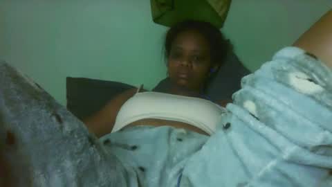 larissa645771 online show from February 2026 06:59:01 PM