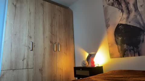 Snapshot of larissa_baker chatting on May 2026 10:20:02 AM isa 3 online show from May 2026 10:20:02 AM