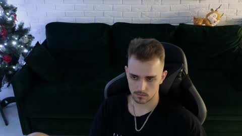 Snapshot of larstar01 chatting on December 2024 05:02:01 AM Lars online show from December 2024 05:02:01 AM