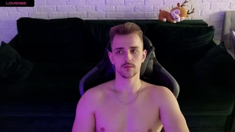 Snapshot of larstar01 chatting on January 2025 07:24:01 AM Lars online show from January 2025 07:24:01 AM