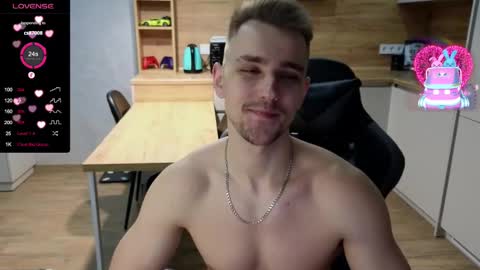 Snapshot of larstar01 chatting on February 2025 07:30:02 PM Lars online show from February 2025 07:30:02 PM