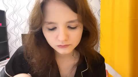 Mila online show from June 2026 06:55:02 PM