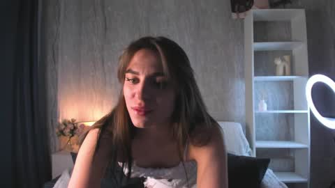 lasly_moon online show from March 2026 12:37:02 AM