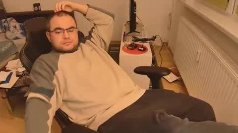 Snapshot of latexboy893 chatting on November 2025 12:54:02 AM latexboy893 online show from November 2025 12:54:02 AM