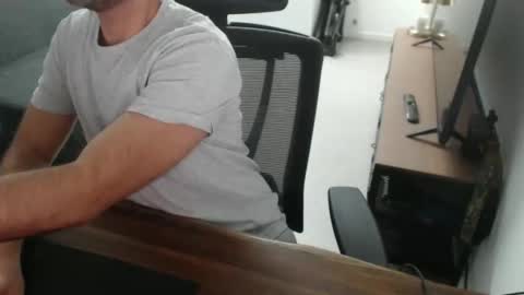 Snapshot of latexdave84 chatting on May 2026 04:07:02 AM latexdave84 online show from May 2026 04:07:02 AM