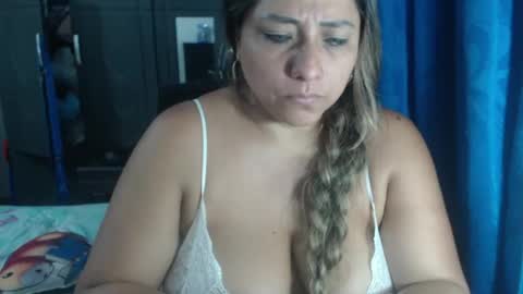 Snapshot of latin_big_boobs chatting on November 2025 11:51:02 PM latin_big_boobs online show from November 2025 11:51:02 PM