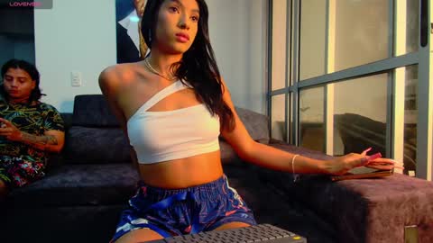 Snapshot of latin_couple77 chatting on December 2024 03:14:02 AM Sara y Andy online show from December 2024 03:14:02 AM