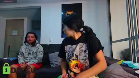 Snapshot of latin_couple77 chatting on February 2025 02:45:02 AM Sara y Andy online show from February 2025 02:45:02 AM