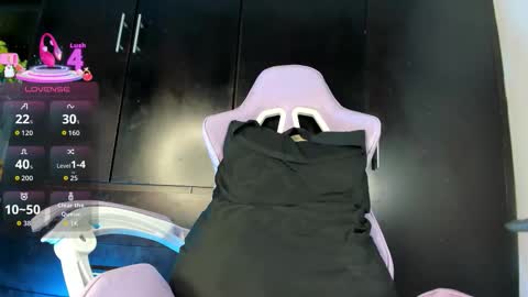 kay online show from October 2025 01:38:01 AM