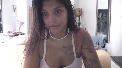 M E G A N  online show from November 2025 04:38:01 PM