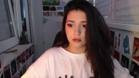 Snapshot of latina_mia chatting on February 2025 08:05:01 AM miiiiiiaaaa online show from February 2025 08:05:01 AM