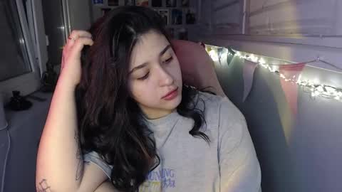 Snapshot of latina_mia chatting on February 2025 02:08:02 AM miiiiiiaaaa online show from February 2025 02:08:02 AM