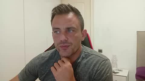 Snapshot of latinboyblue chatting on September 2025 08:41:01 PM LatinBlueBoy online show from September 2025 08:41:01 PM