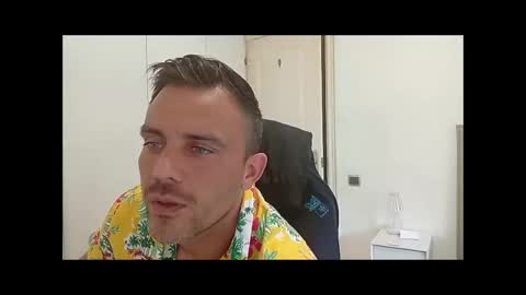 Snapshot of latinboyblue chatting on September 2025 10:31:01 AM LatinBlueBoy online show from September 2025 10:31:01 AM