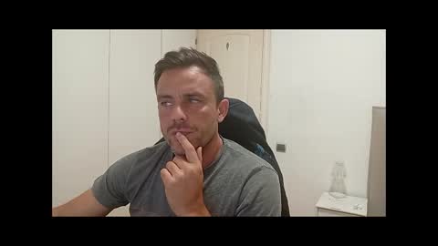 Snapshot of latinboyblue chatting on October 2025 09:04:01 PM LatinBlueBoy online show from October 2025 09:04:01 PM