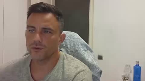 Snapshot of latinboyblue chatting on October 2025 04:07:01 PM LatinBlueBoy online show from October 2025 04:07:01 PM
