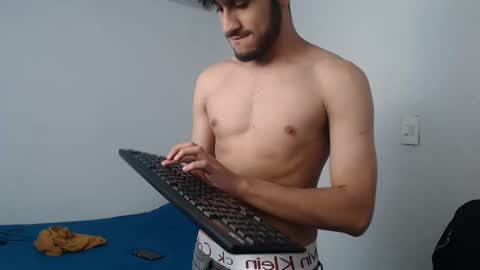 camilo online show from December 2024 12:17:02 AM