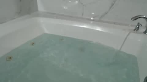 Snapshot of latinfyre chatting on January 2025 01:44:02 PM Chris online show from January 2025 01:44:02 PM