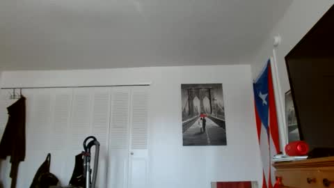 Snapshot of latinfyre chatting on February 2025 05:35:01 PM Chris online show from February 2025 05:35:01 PM