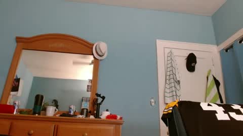 Snapshot of latinfyre chatting on September 2025 05:09:02 AM Chris online show from September 2025 05:09:02 AM