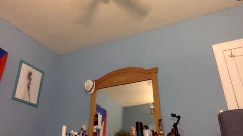 Snapshot of latinfyre chatting on September 2025 07:08:02 PM Chris online show from September 2025 07:08:02 PM